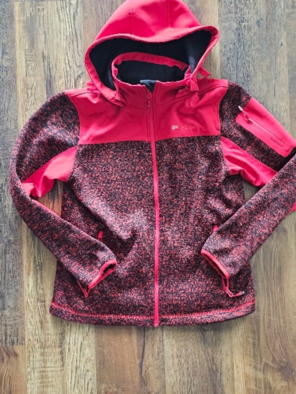 Geographical Norway Men’s Fleece Jacket in Red Size Medium M Zipper Hood
